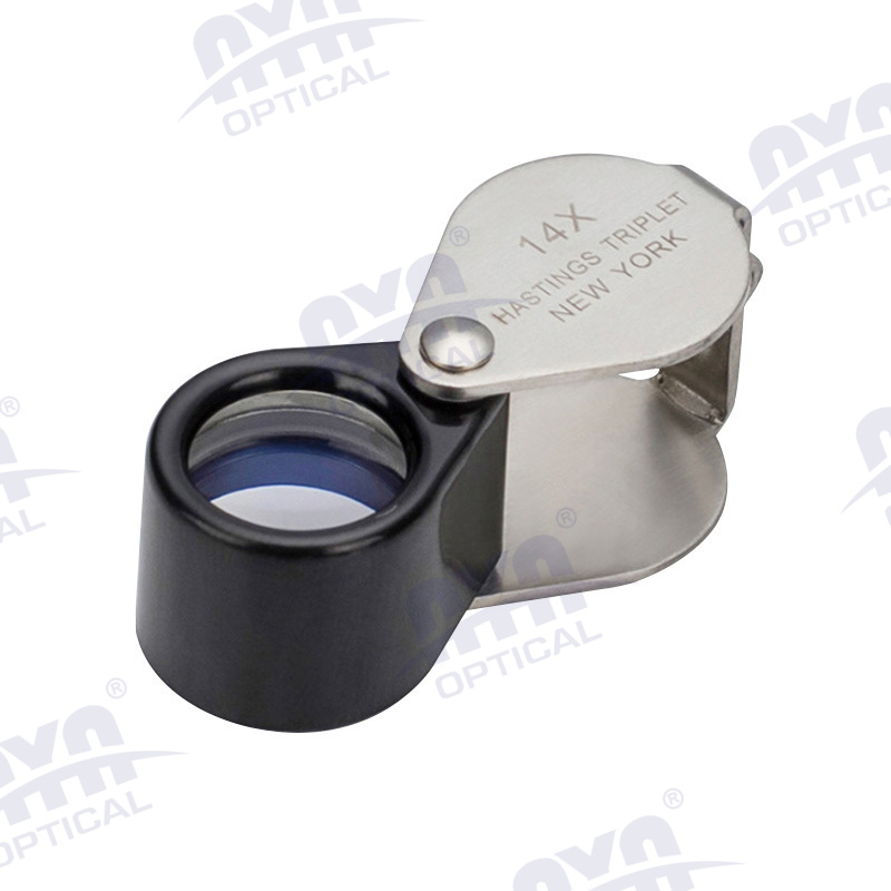 7008 Antique identification magnifying glass with leather case